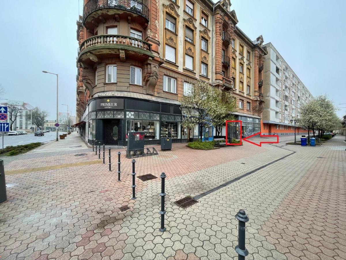 Broadway B3 * Debrecen